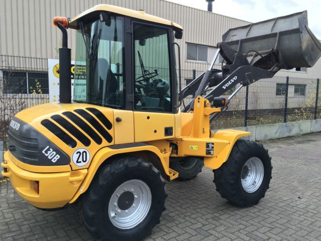 Volvo L30B